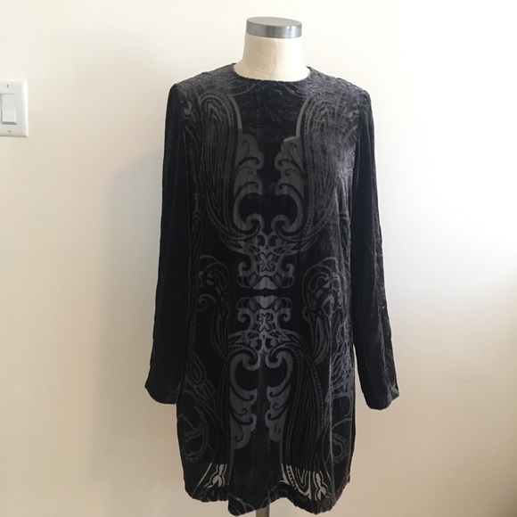 Zara Black Velvet Mini Dress - Picture 2 of 8